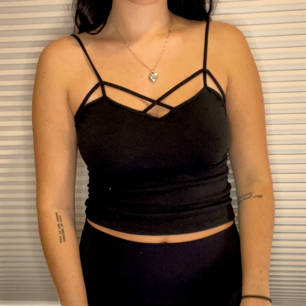 Black crop top